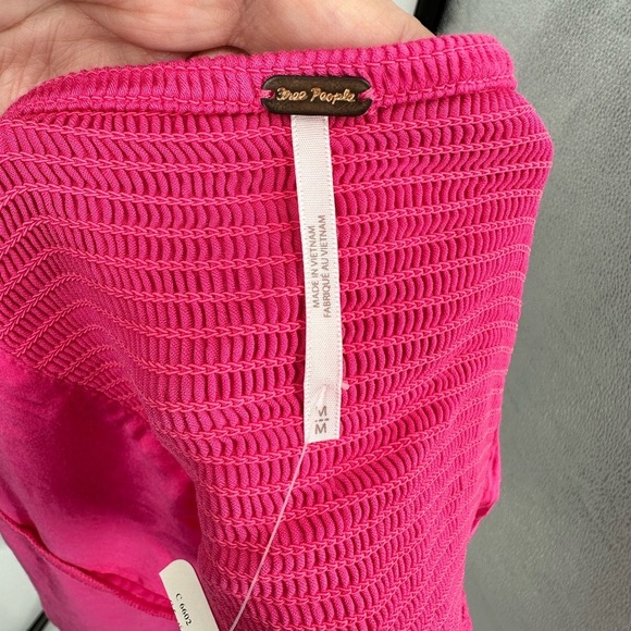 Free People Mila Tie Front Crop Top In Festival Fuchsia NWOT - Picture 5 of 7